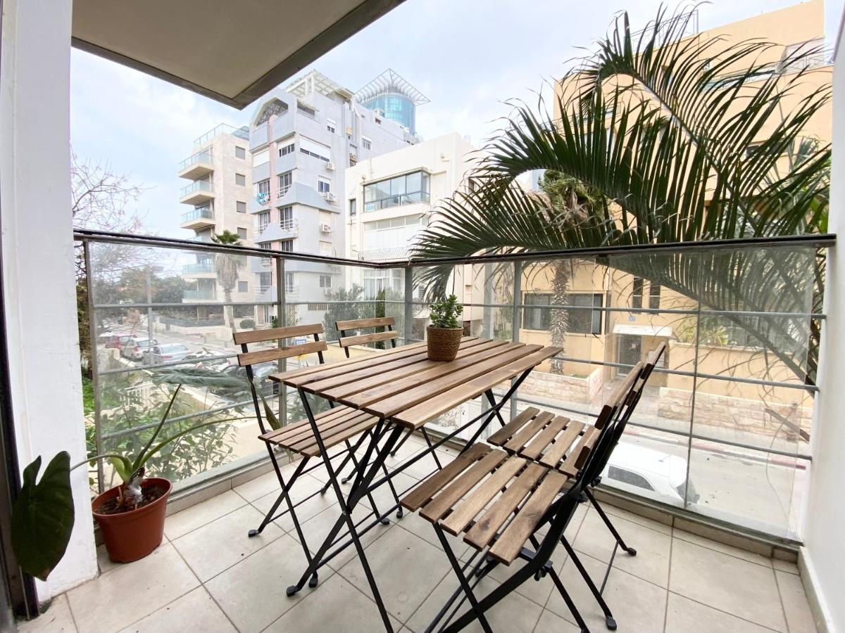 Sea Suites Tel Aviv Buitenkant foto