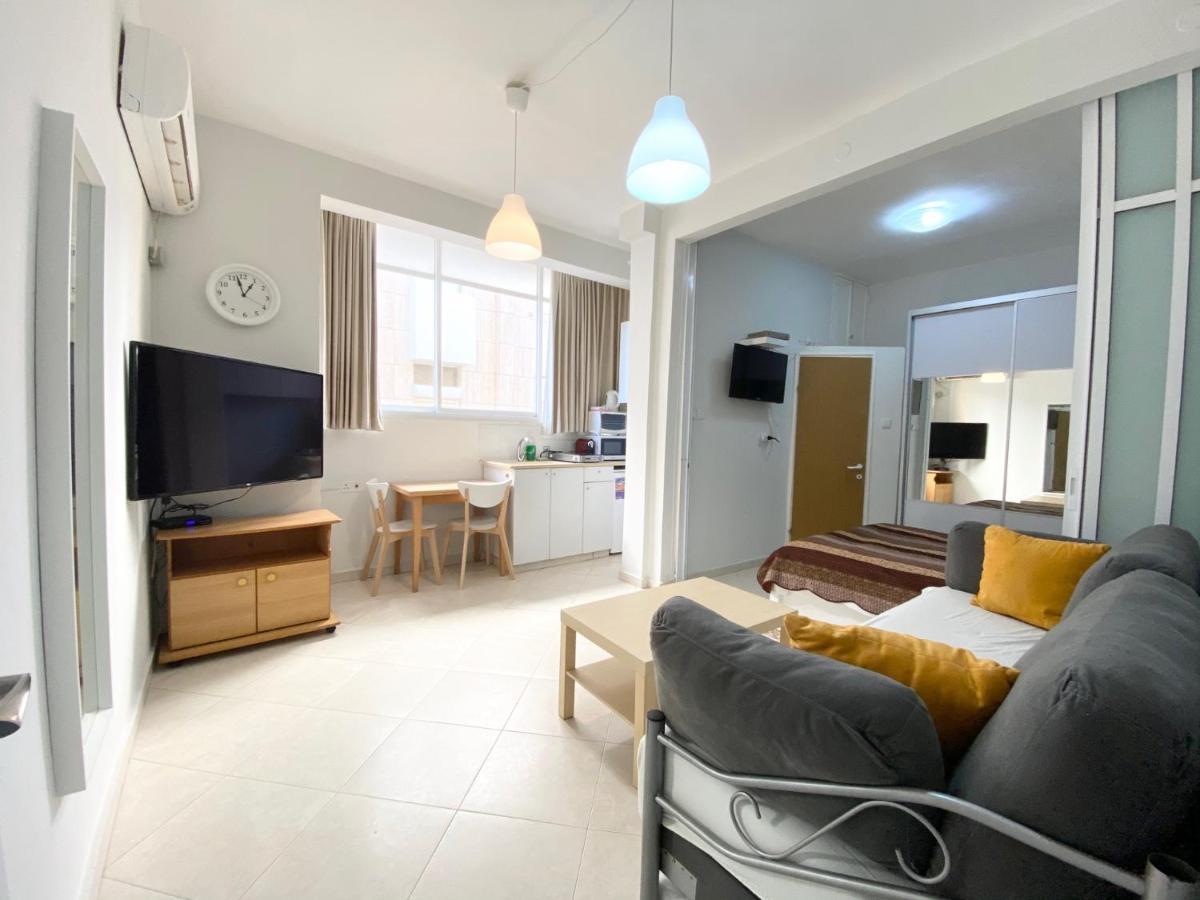 Sea Suites Tel Aviv Buitenkant foto