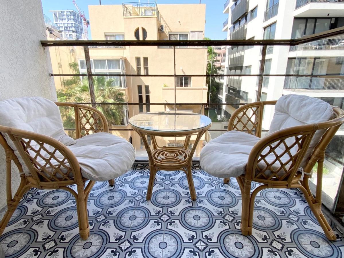 Sea Suites Tel Aviv Buitenkant foto