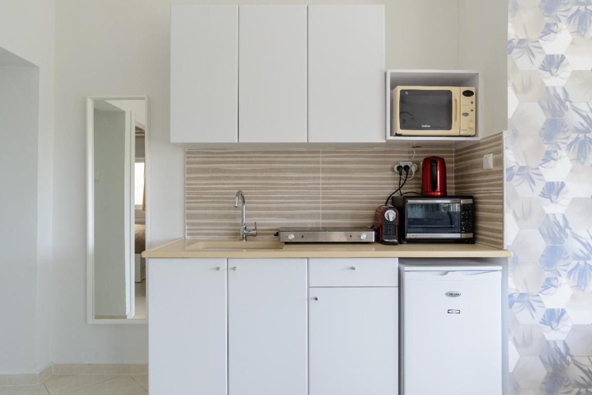 Sea Suites Tel Aviv Buitenkant foto