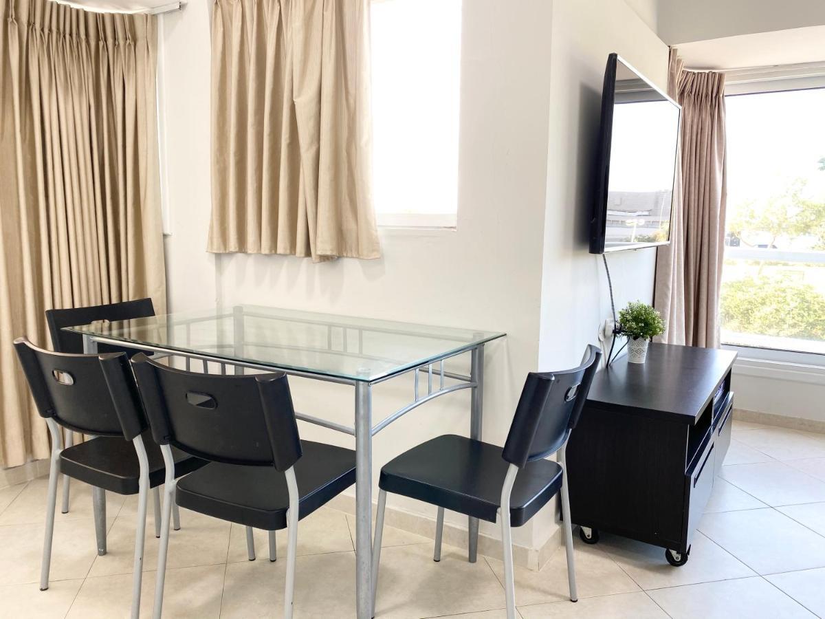 Sea Suites Tel Aviv Buitenkant foto